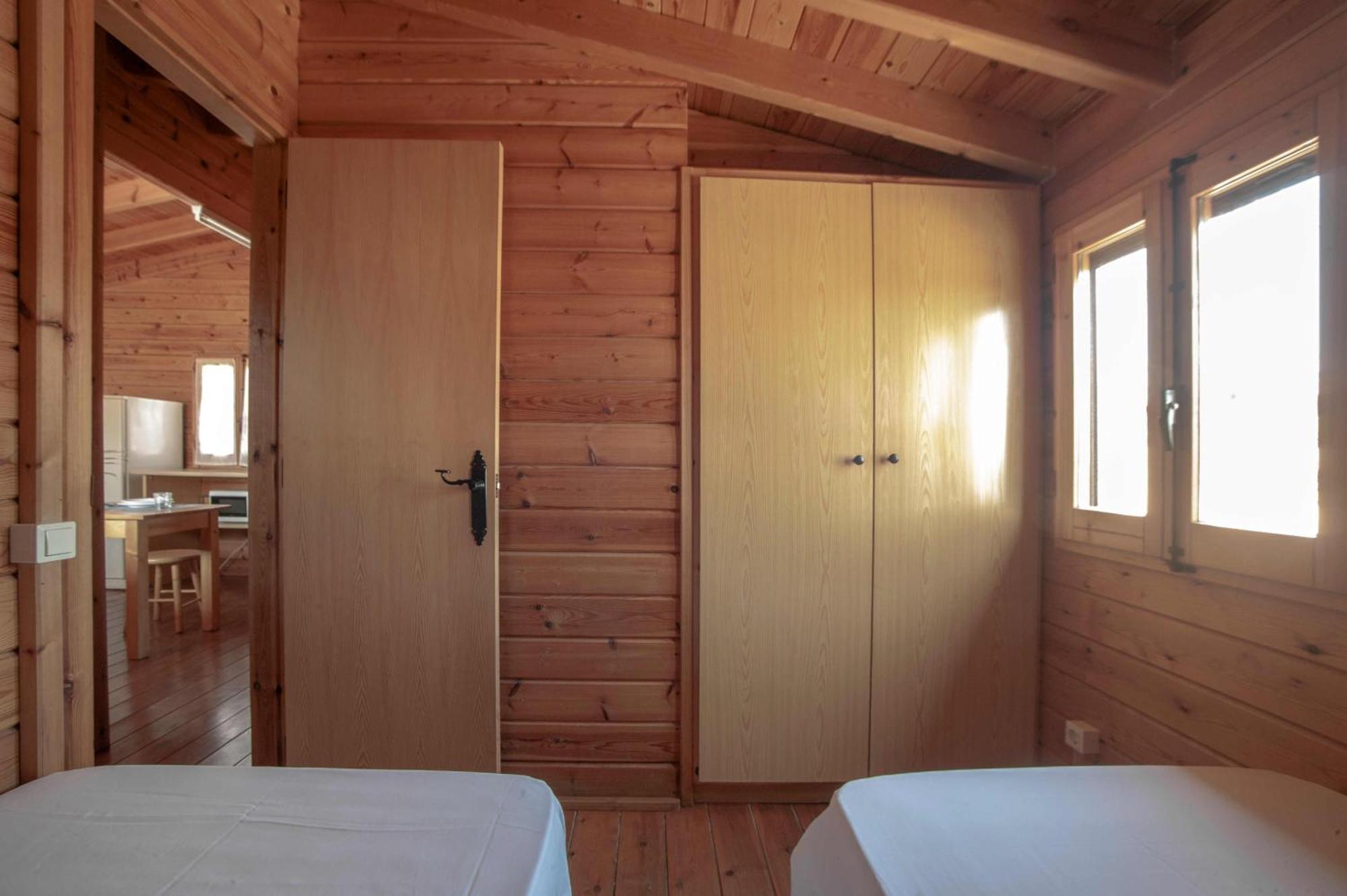 Hotel Ecologic Vinyols Camp Vinyols i Els Arcs Exterior foto