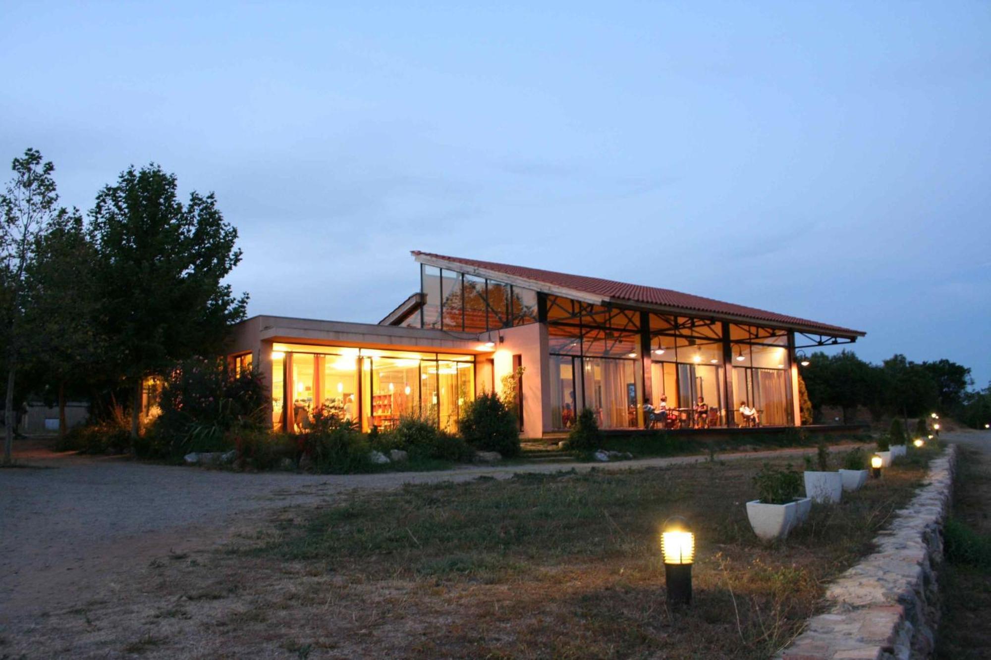 Hotel Ecologic Vinyols Camp Vinyols i Els Arcs Exterior foto