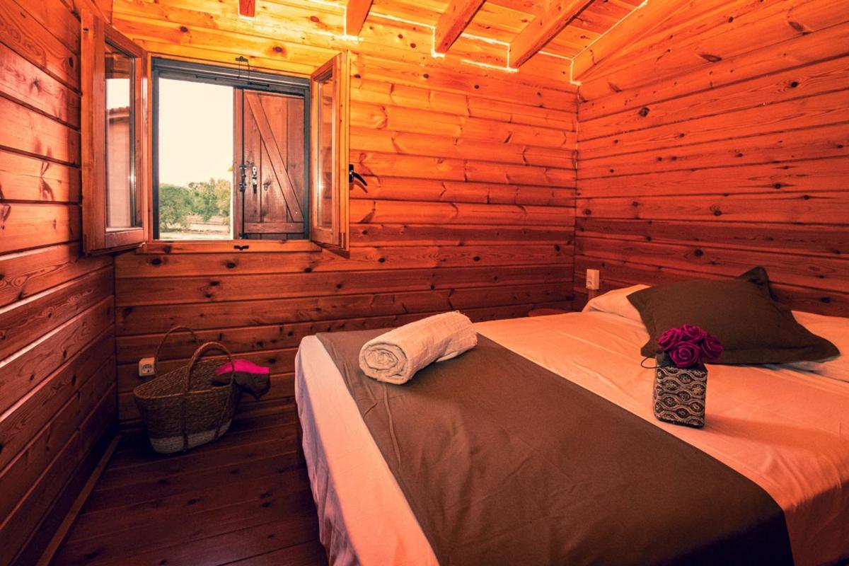 Hotel Ecologic Vinyols Camp Vinyols i Els Arcs Exterior foto